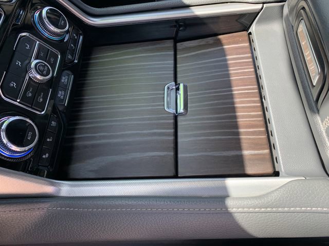 Used 2023 GMC Yukon Denali AWD/4WD image 26