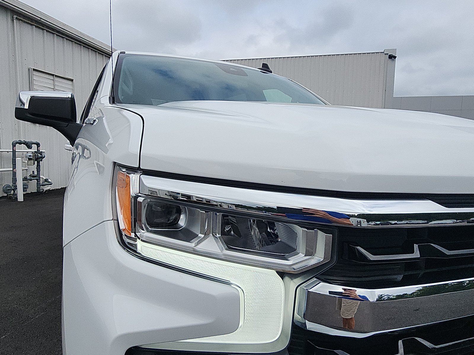 Used 2023 Chevrolet Silverado 1500 LT AWD/4WD image 12