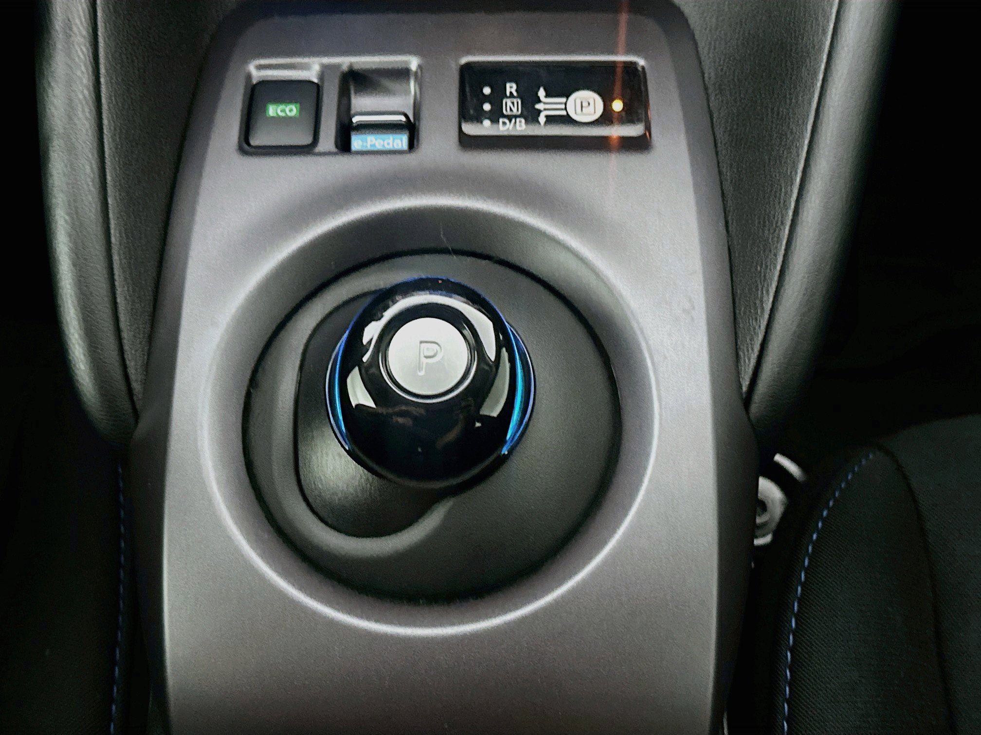 Used 2024 Nissan Leaf S FWD image 25
