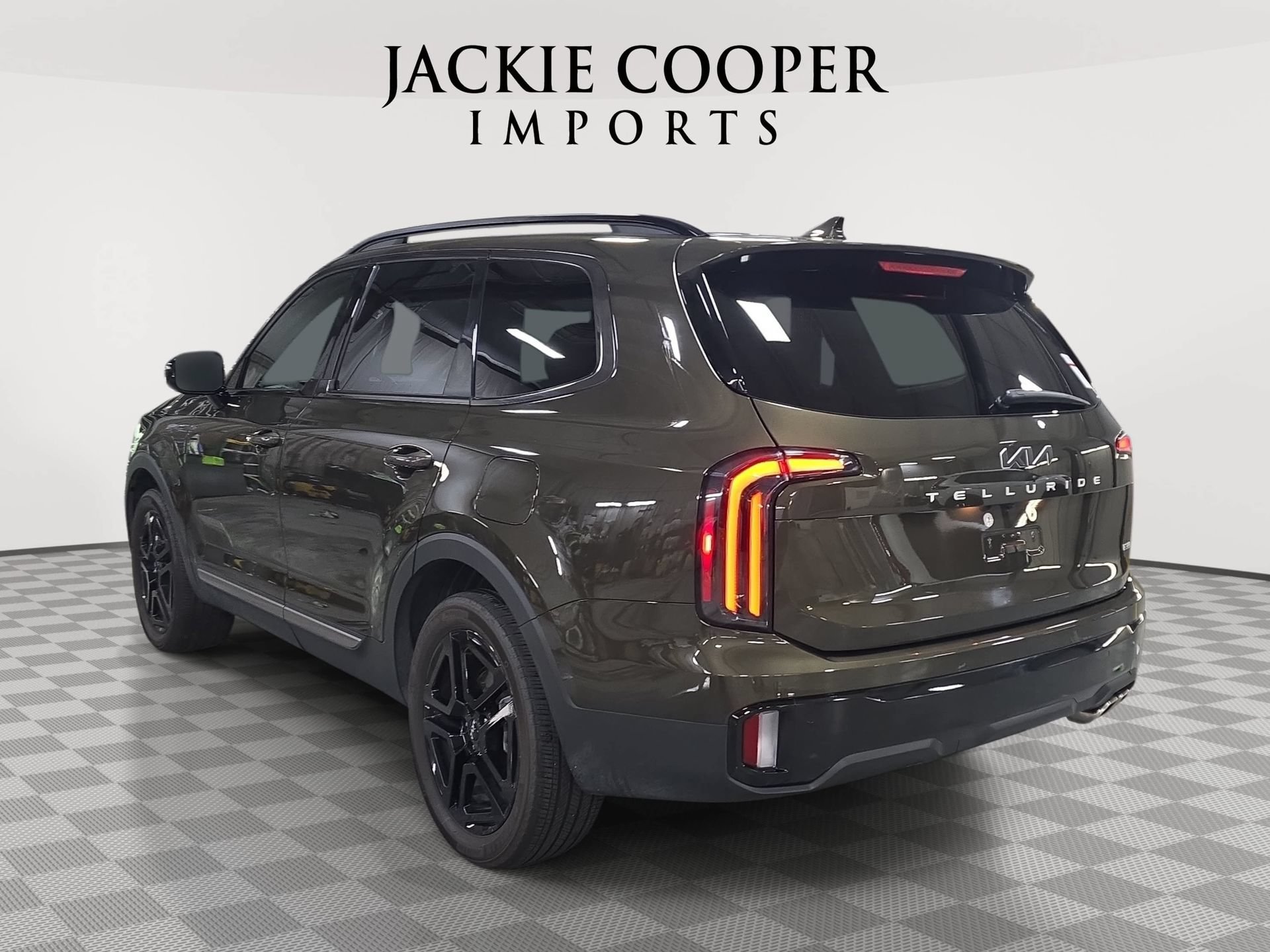 Used 2023 Kia Telluride SX X-Line AWD/4WD image 7