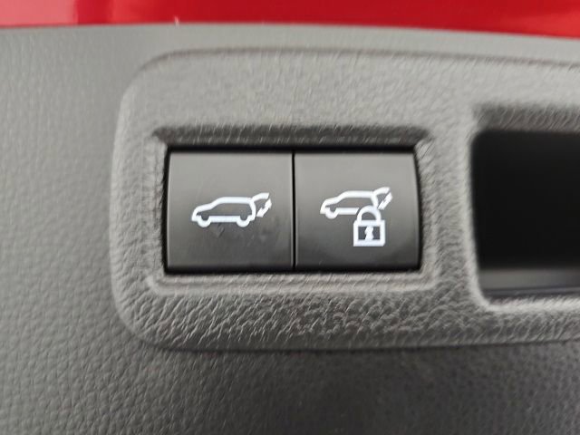 Certified 2024 Toyota Venza XLE image 35