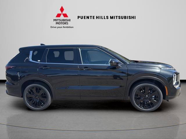 New 2026 Mitsubishi Outlander LE FWD image 4