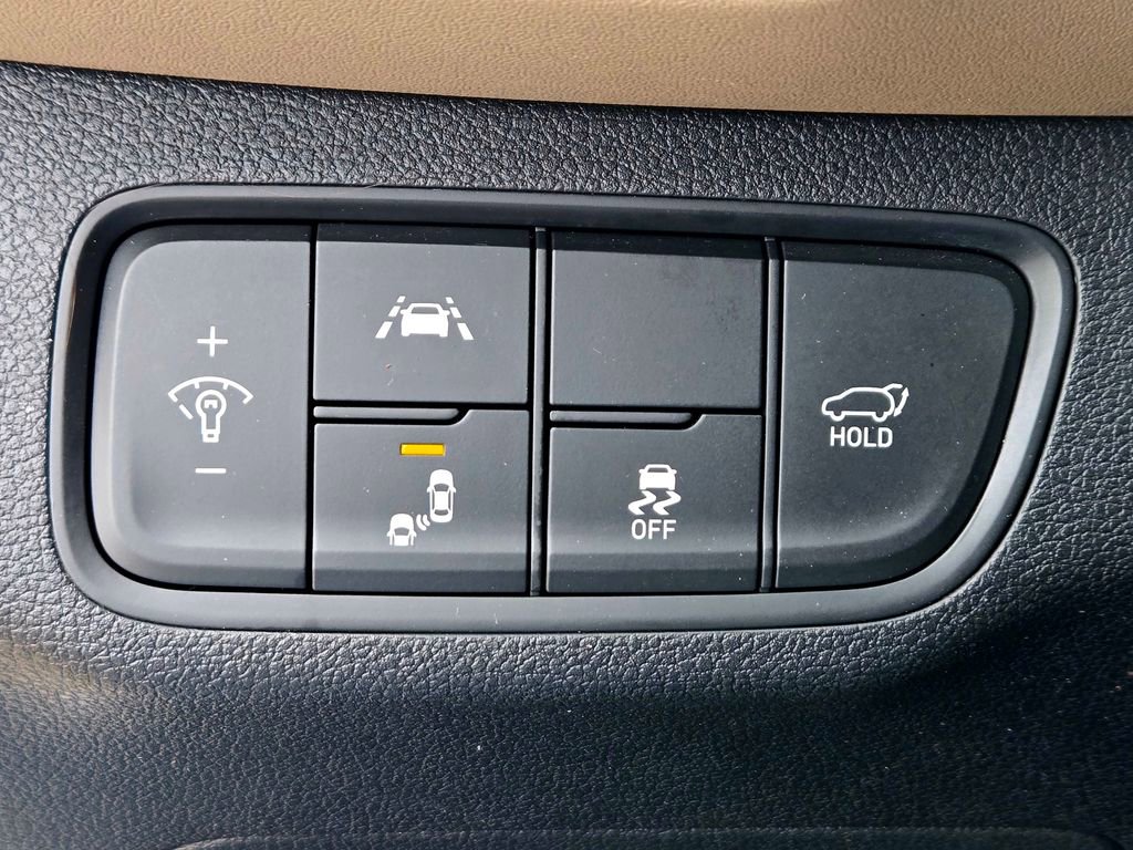 Used 2020 Hyundai Santa Fe SEL w/ Convenience Package image 25