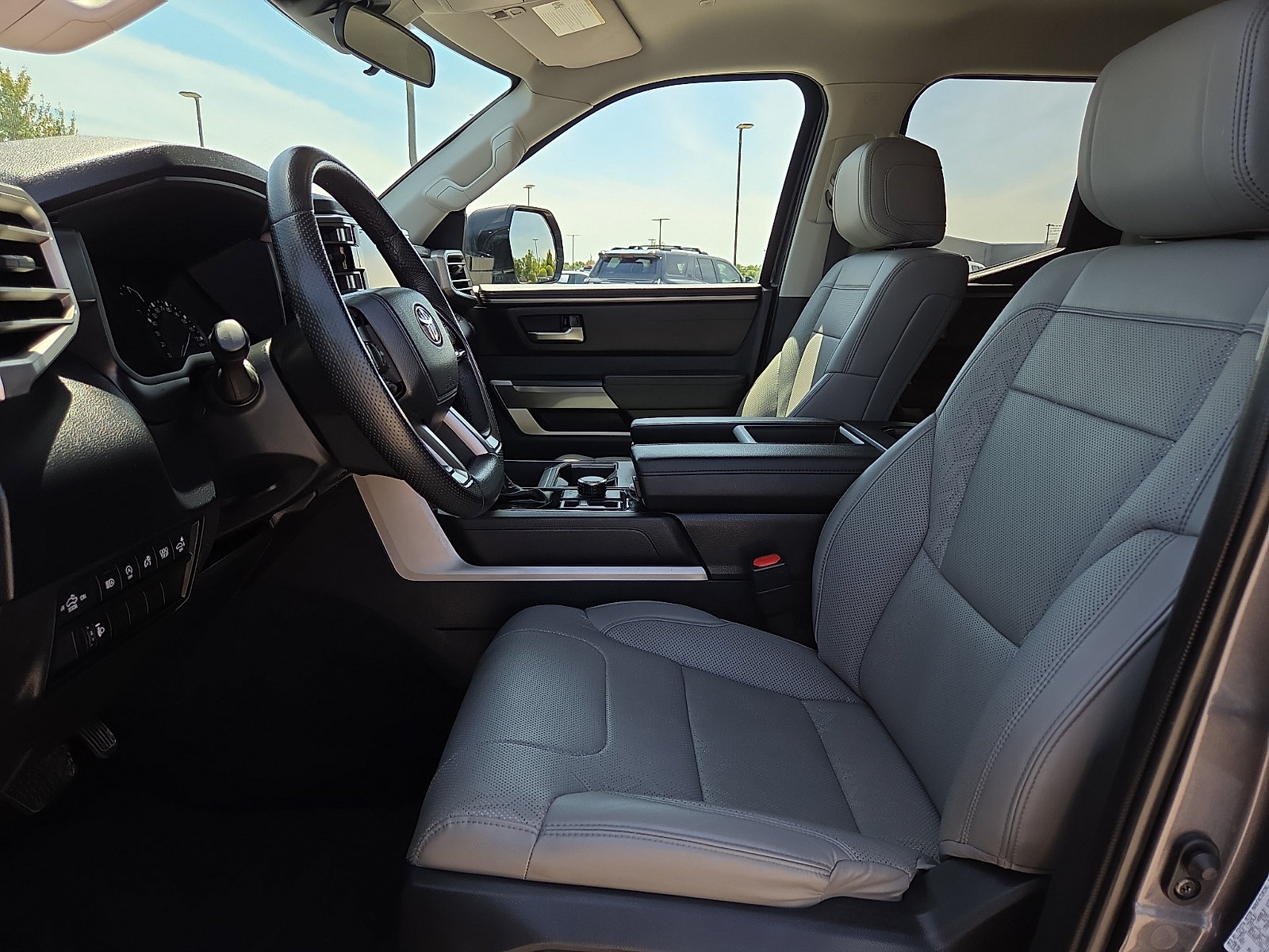Used 2024 Toyota Tundra SR5 w/ SR5 Premium Package AWD/4WD image 15