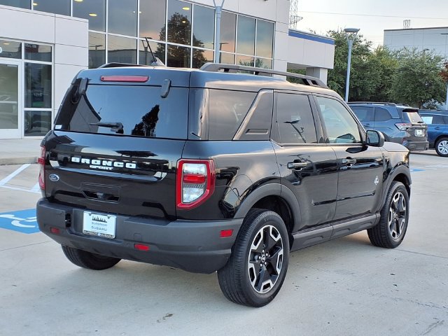 Used 2023 Ford Bronco Sport Outer Banks w/ Tech Package AWD/4WD image 4