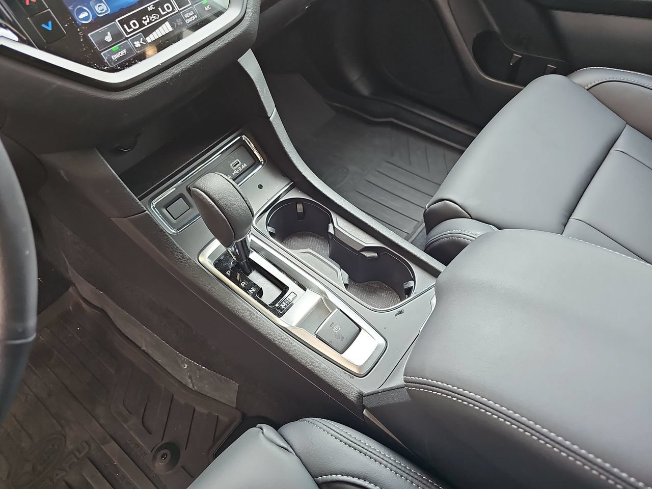 Certified 2026 Subaru Ascent Premium AWD/4WD image 31
