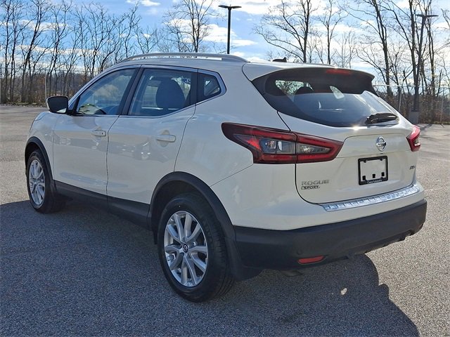 Used 2022 Nissan Rogue Sport SV image 4