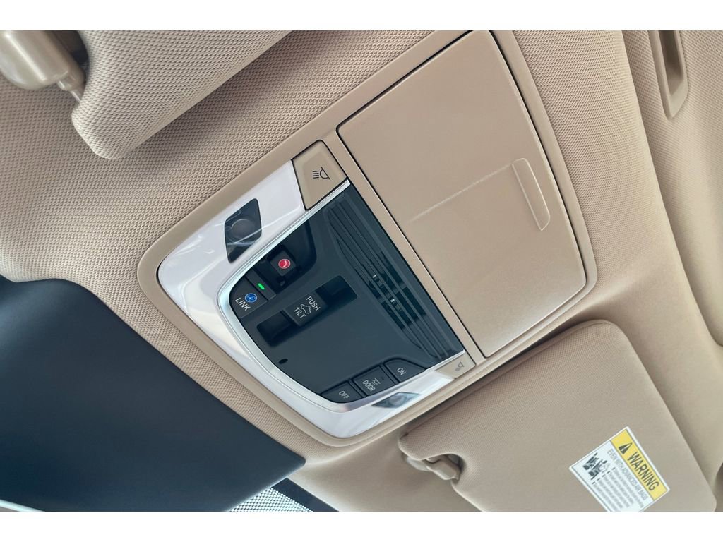 Certified 2025 Acura TLX w/ Technology Package image 22