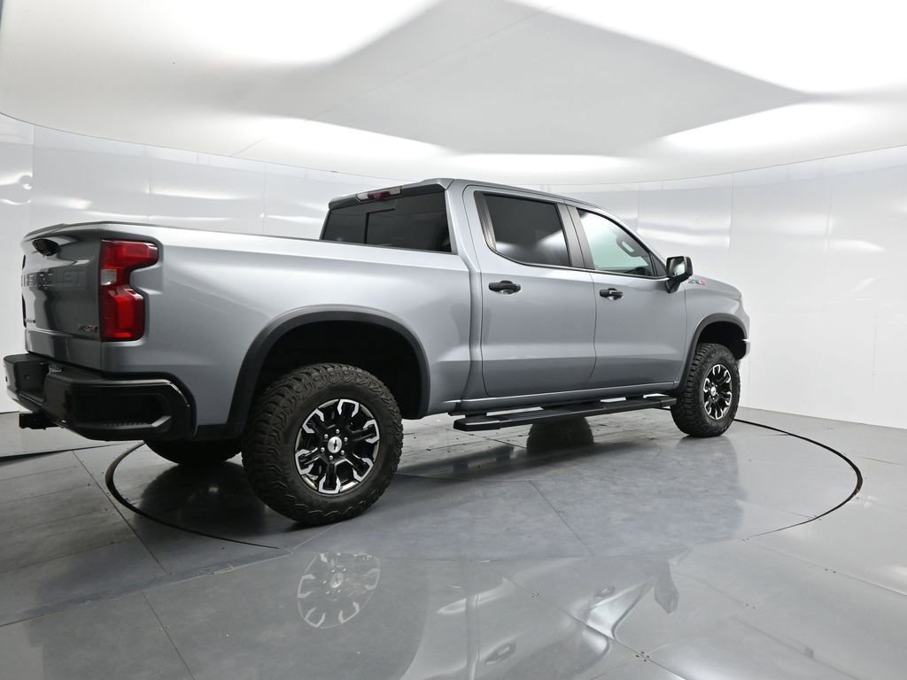 Used 2024 Chevrolet Silverado 1500 ZR2 w/ Technology Package image 46