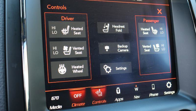 Used 2018 Dodge Durango SRT image 21