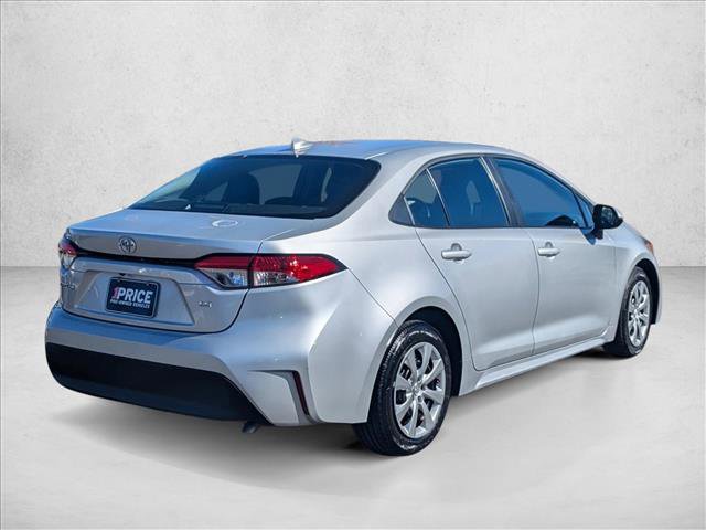 Used 2025 Toyota Corolla LE image 5