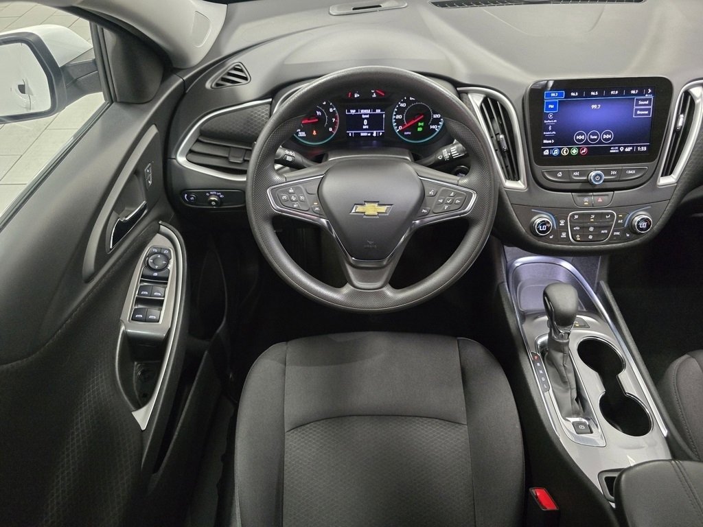 Used 2024 Chevrolet Malibu LT image 21