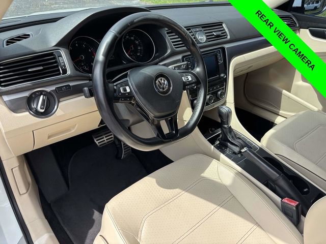 Used 2017 Volkswagen Passat 1.8T R-Line FWD image 7