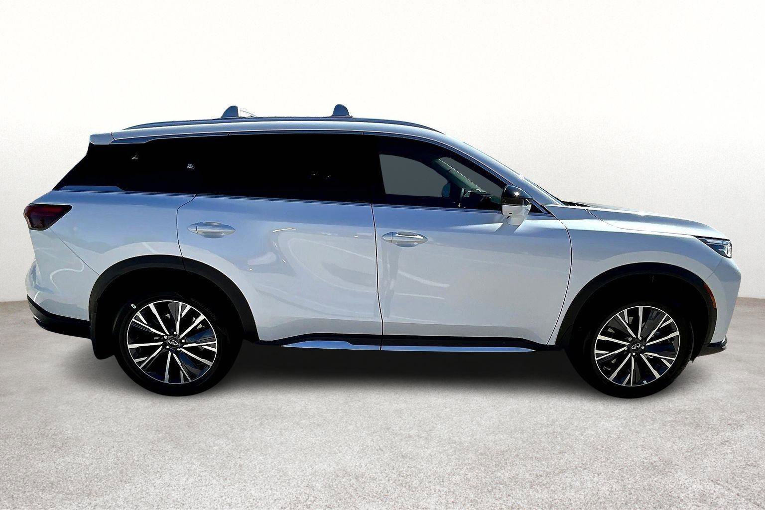 New 2026 INFINITI QX60 Luxe image 29