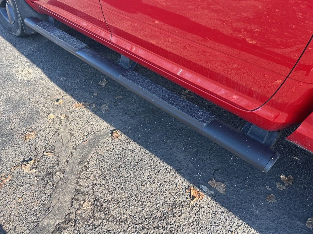 Used 2018 RAM 1500 SLT image 11
