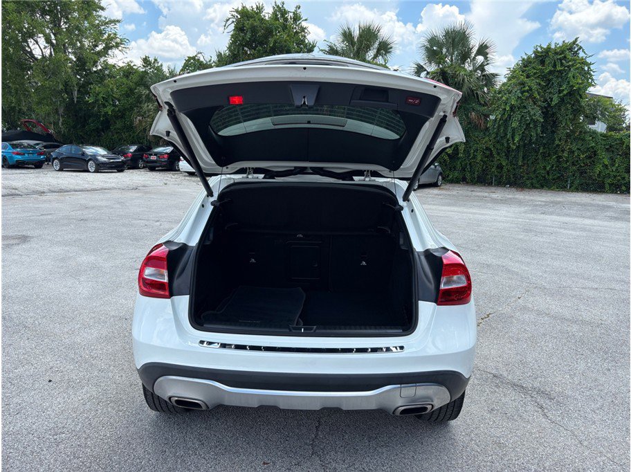 Used 2019 Mercedes-Benz GLA 250 GLA 250 Sport Utility 4D image 43