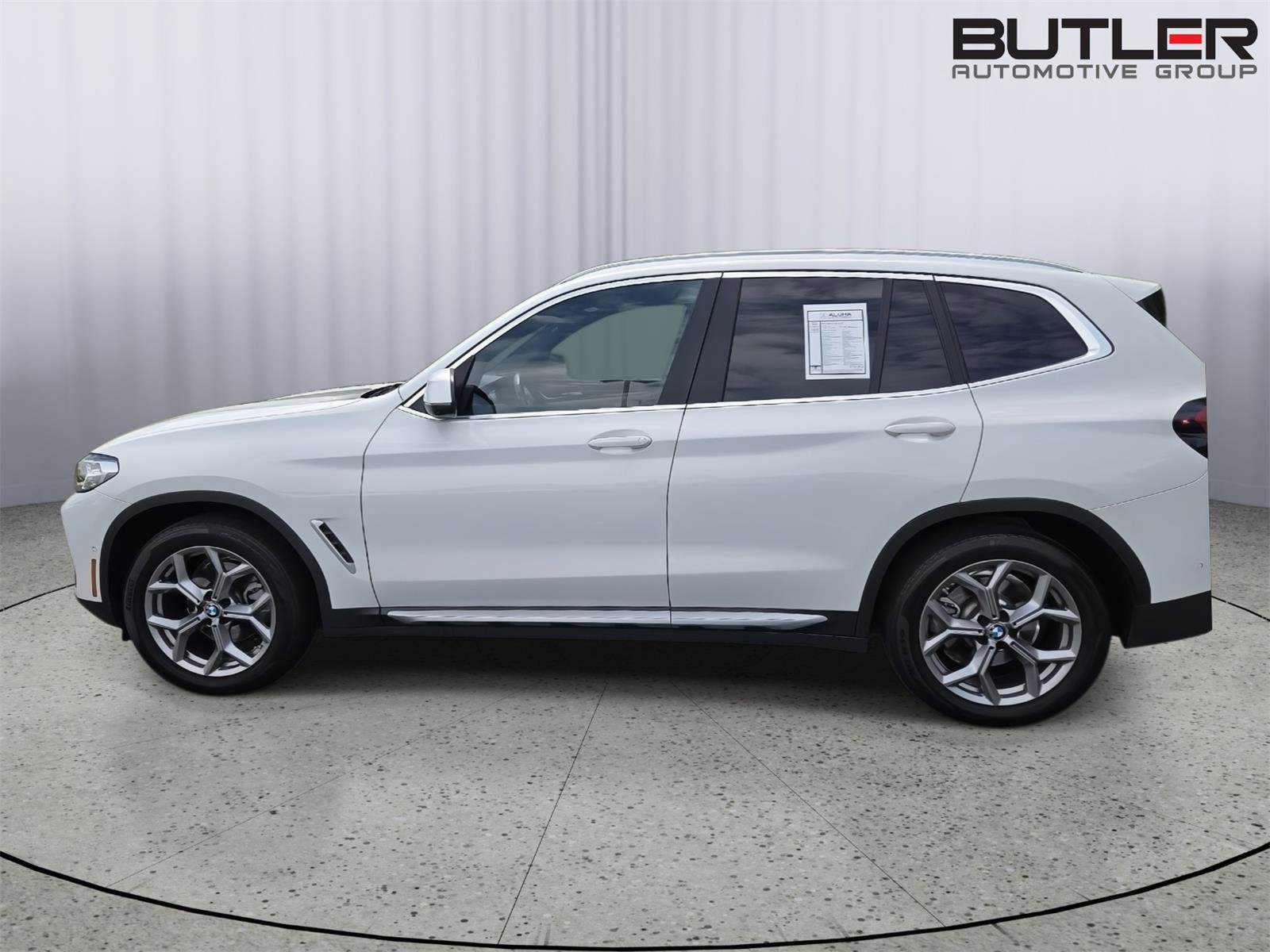 Used 2023 BMW X3 sDrive30i w/ Premium Package image 8