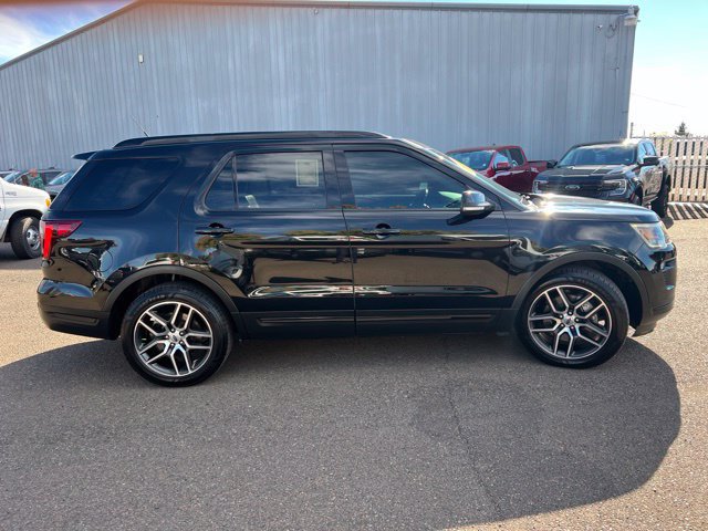 Used 2018 Ford Explorer Sport w/ Equipment Group 401A AWD/4WD image 6