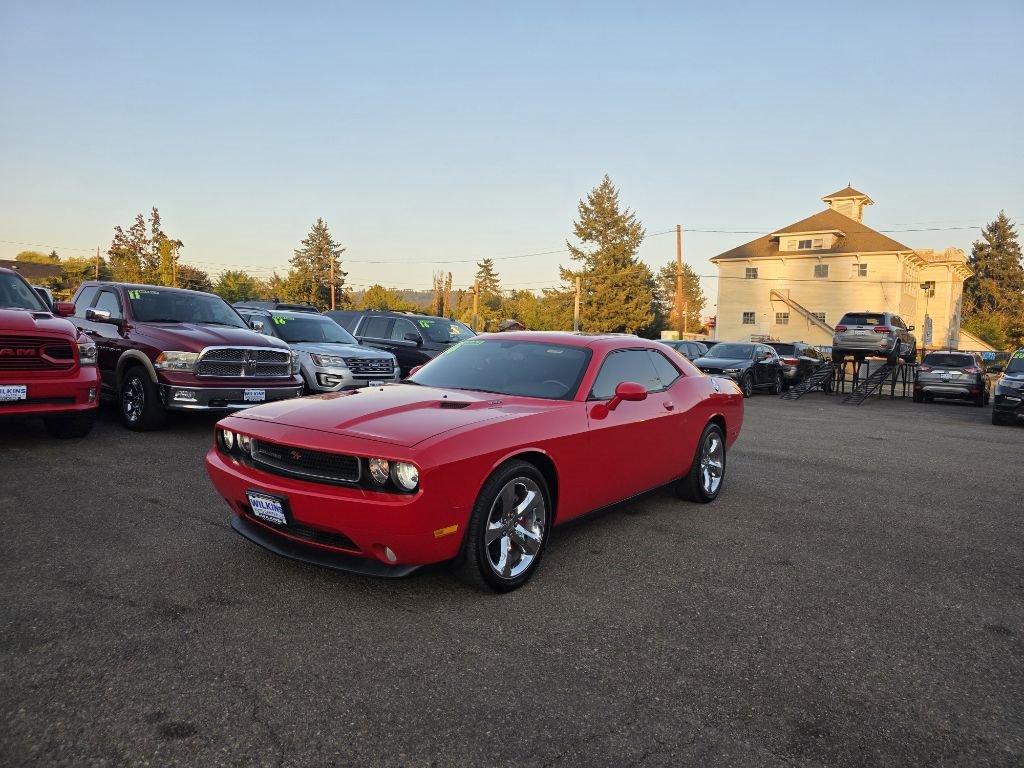 Used 2014 Dodge Challenger R/T Plus image 1