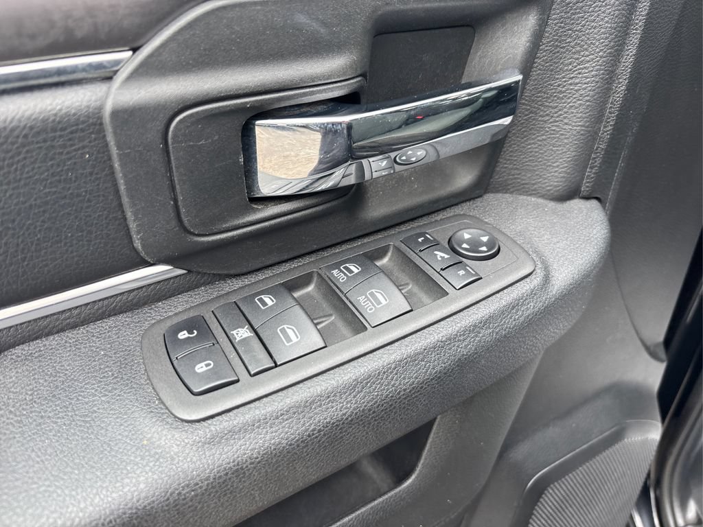 Used 2023 RAM 1500 Warlock w/ Electronics Group AWD/4WD image 34