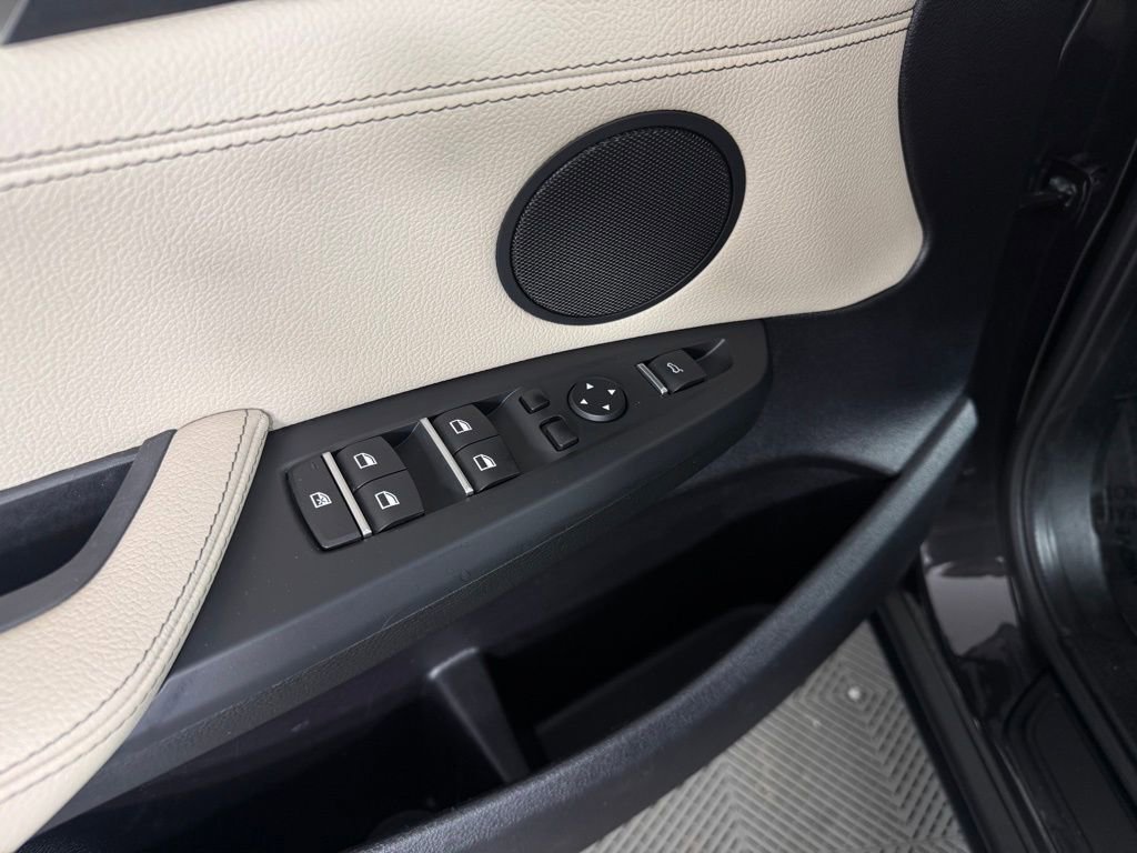 Used 2016 BMW X4 xDrive28i image 18