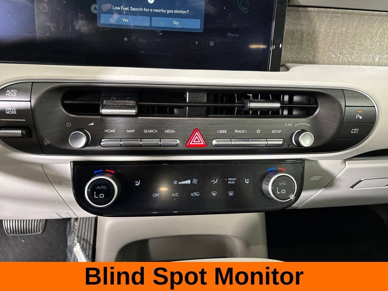 Used 2026 Hyundai Palisade SEL FWD image 19