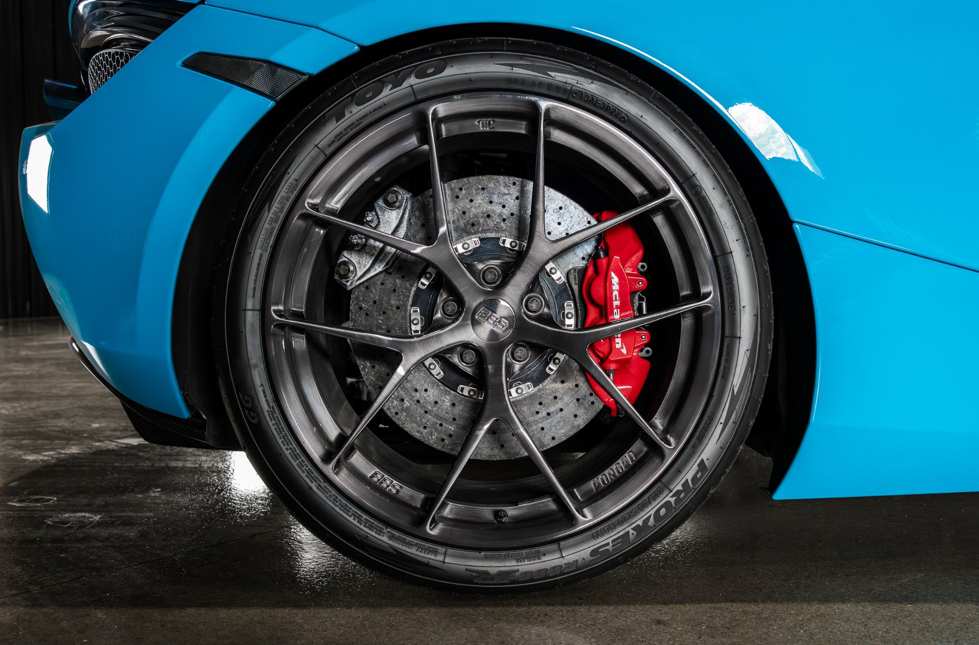 Used 2018 McLaren 720S RWD image 23