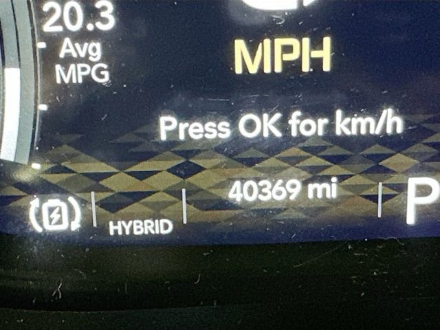 Used 2022 Jeep Wrangler Unlimited Sahara w/ Cold Weather Group image 16