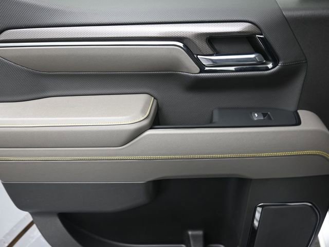 Used 2024 Chevrolet Silverado 1500 ZR2 w/ Technology Package image 19