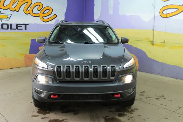 Used 2016 Jeep Cherokee Trailhawk w/ Cold Weather Group image 3