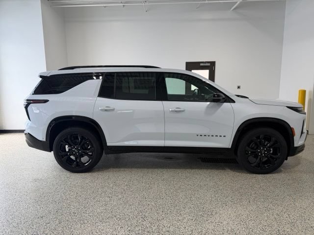 New 2027 Chevrolet Traverse RS AWD/4WD image 32