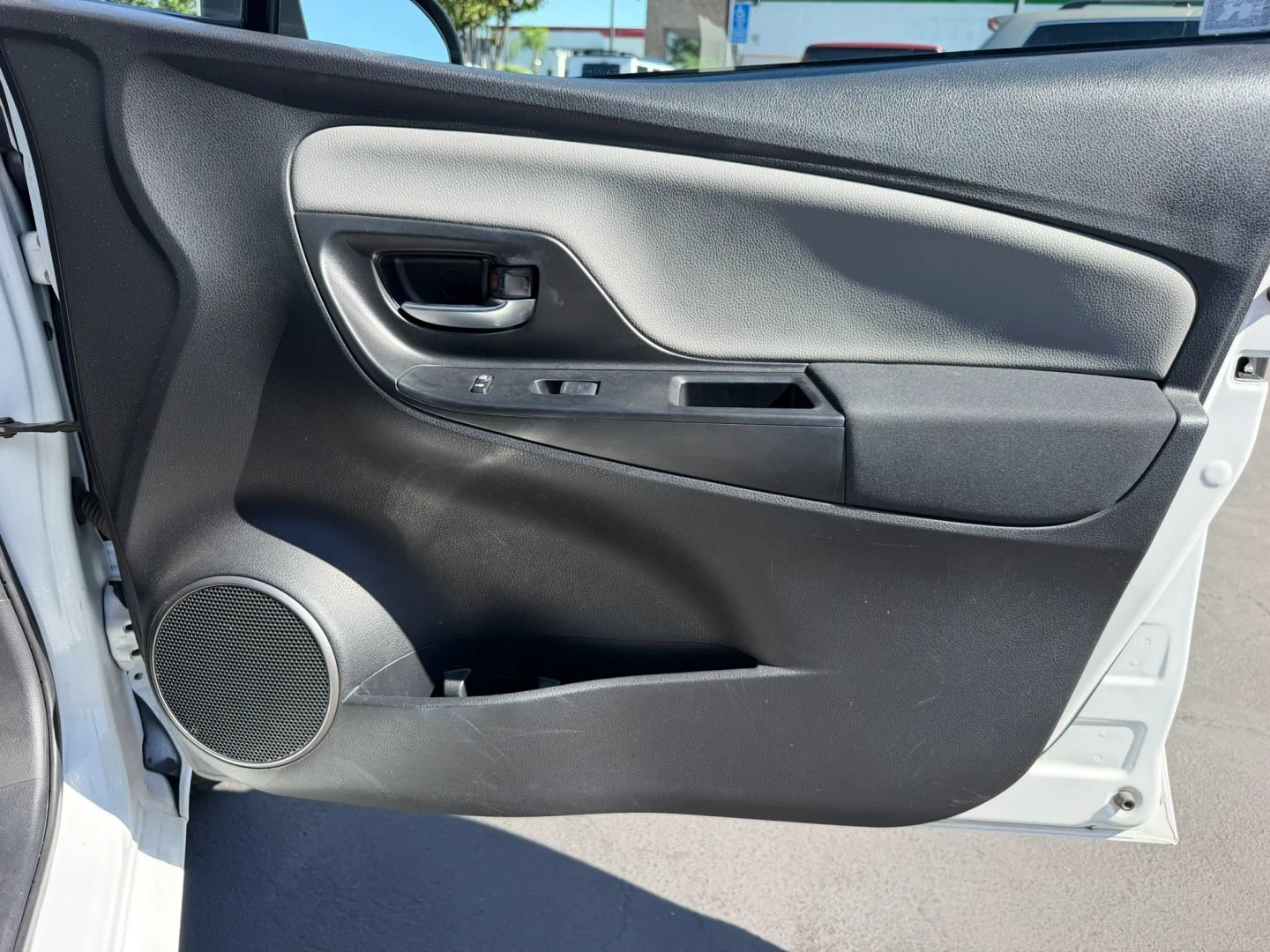 Used 2016 Toyota Yaris LE FWD image 23