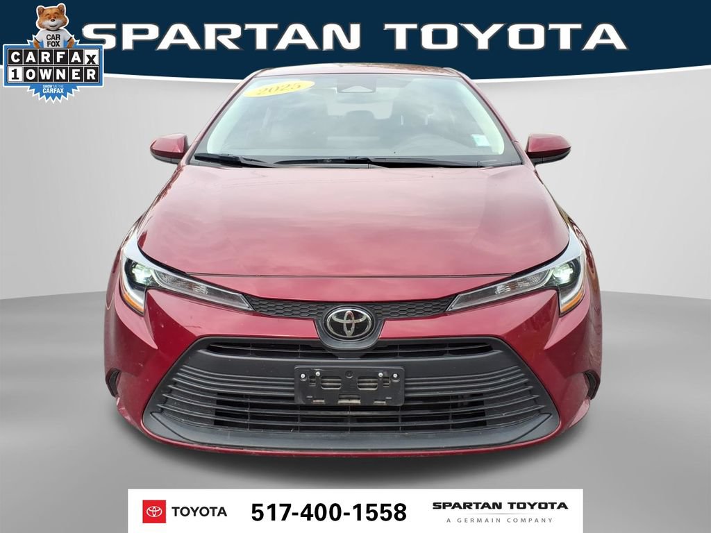 Used 2025 Toyota Corolla LE FWD image 3