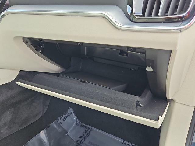 Used 2024 Volvo S60 B5 Core image 21