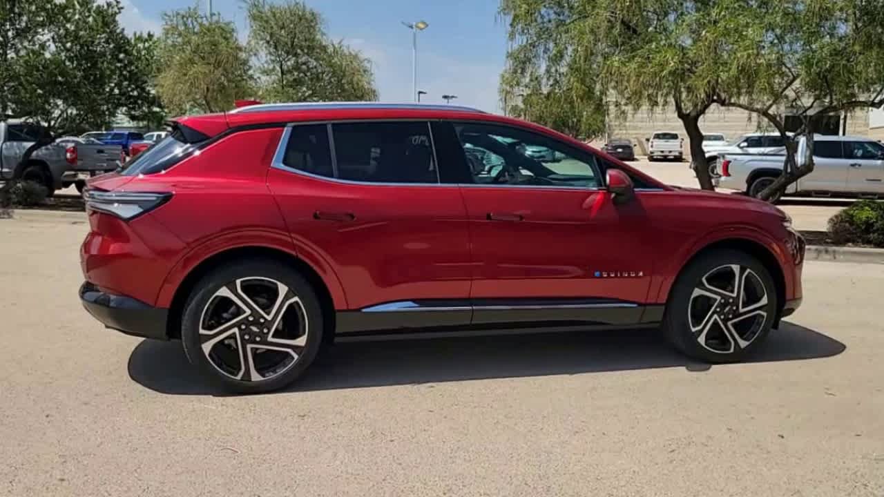 New 2025 Chevrolet Equinox EV LT w/ Convenience Package II FWD image 2