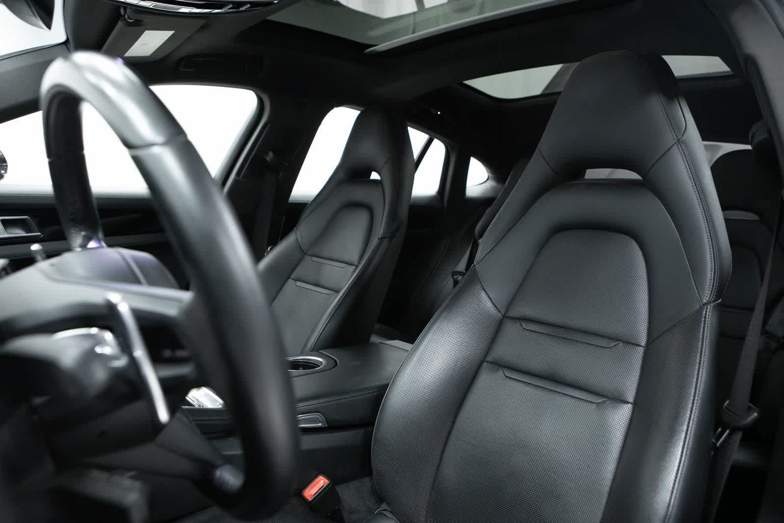 Certified 2022 Porsche Panamera 4S AWD/4WD image 5