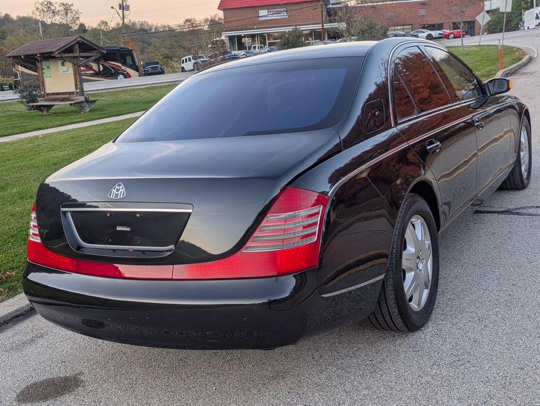 Used 2005 Maybach 57 RWD image 6