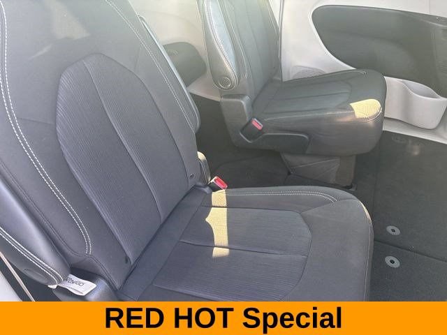 Used 2023 Chrysler Voyager LX FWD image 34