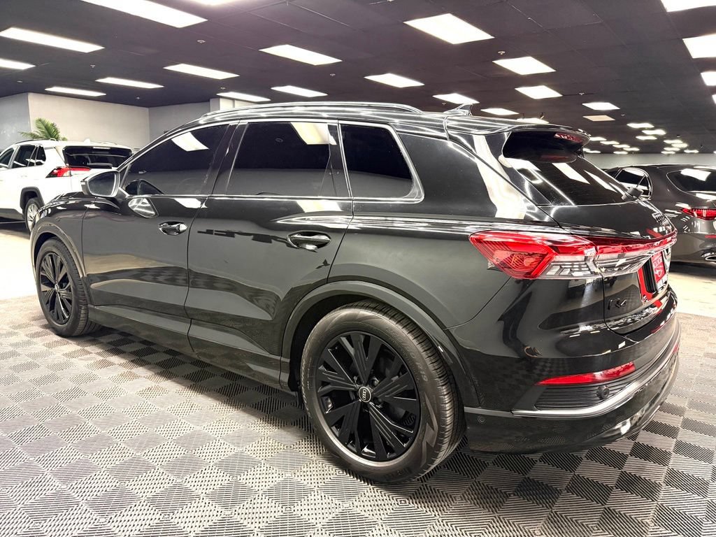 Used 2023 Audi Q4 e-tron Premium Plus RWD image 9