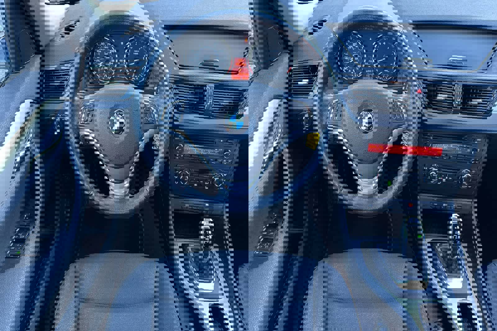 Used 2015 BMW X1 sDrive28i image 15