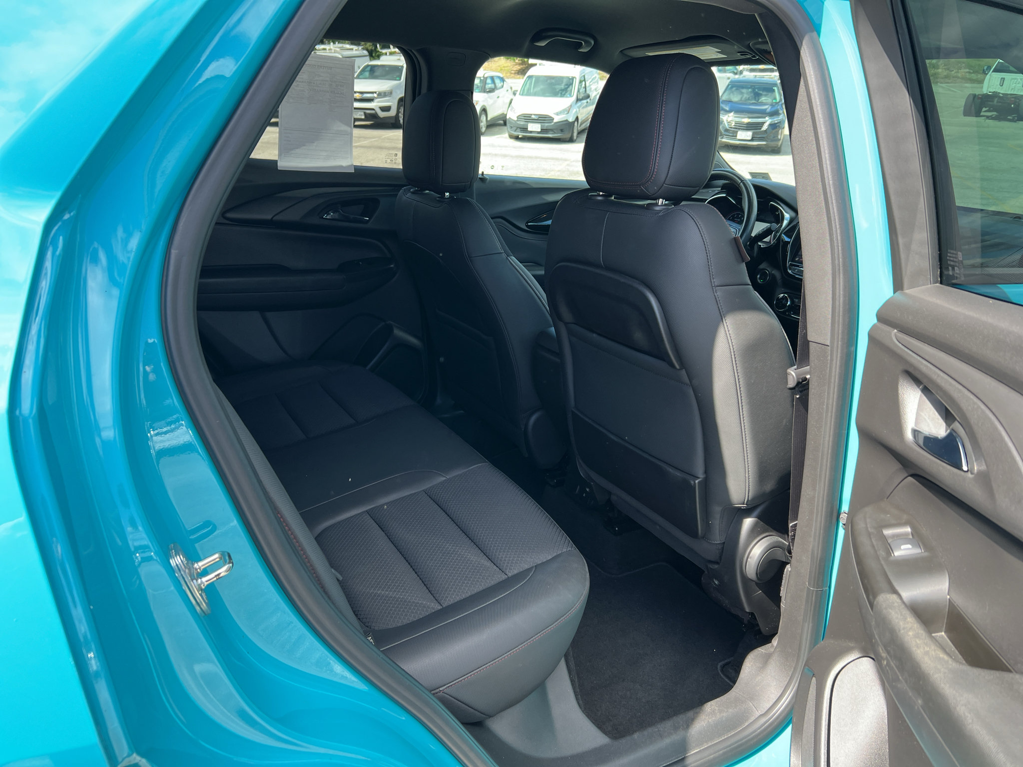 Used 2021 Chevrolet TrailBlazer RS w/ Technology Package FWD image 10