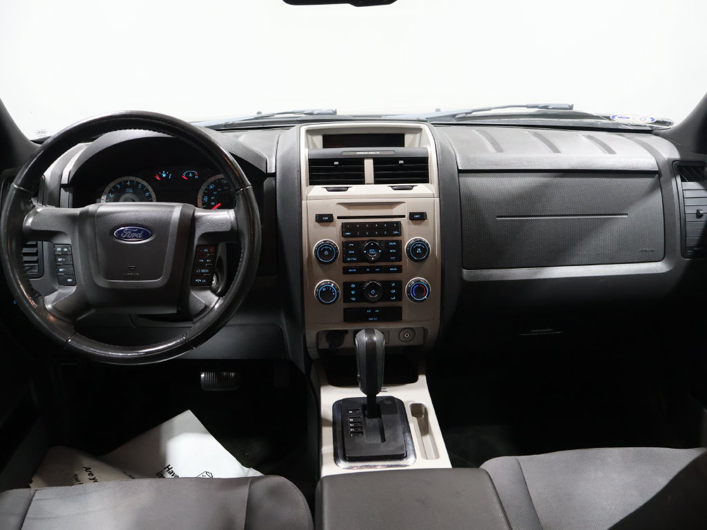 Used 2011 Ford Escape XLT w/ 202A Rapid Spec Order Code AWD/4WD image 16