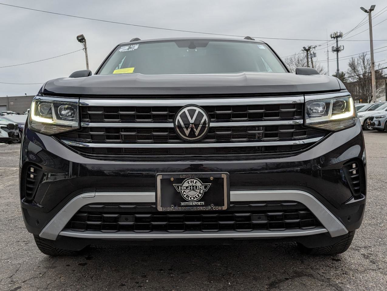 Used 2023 Volkswagen Atlas SE w/ Panoramic Sunroof Package image 4