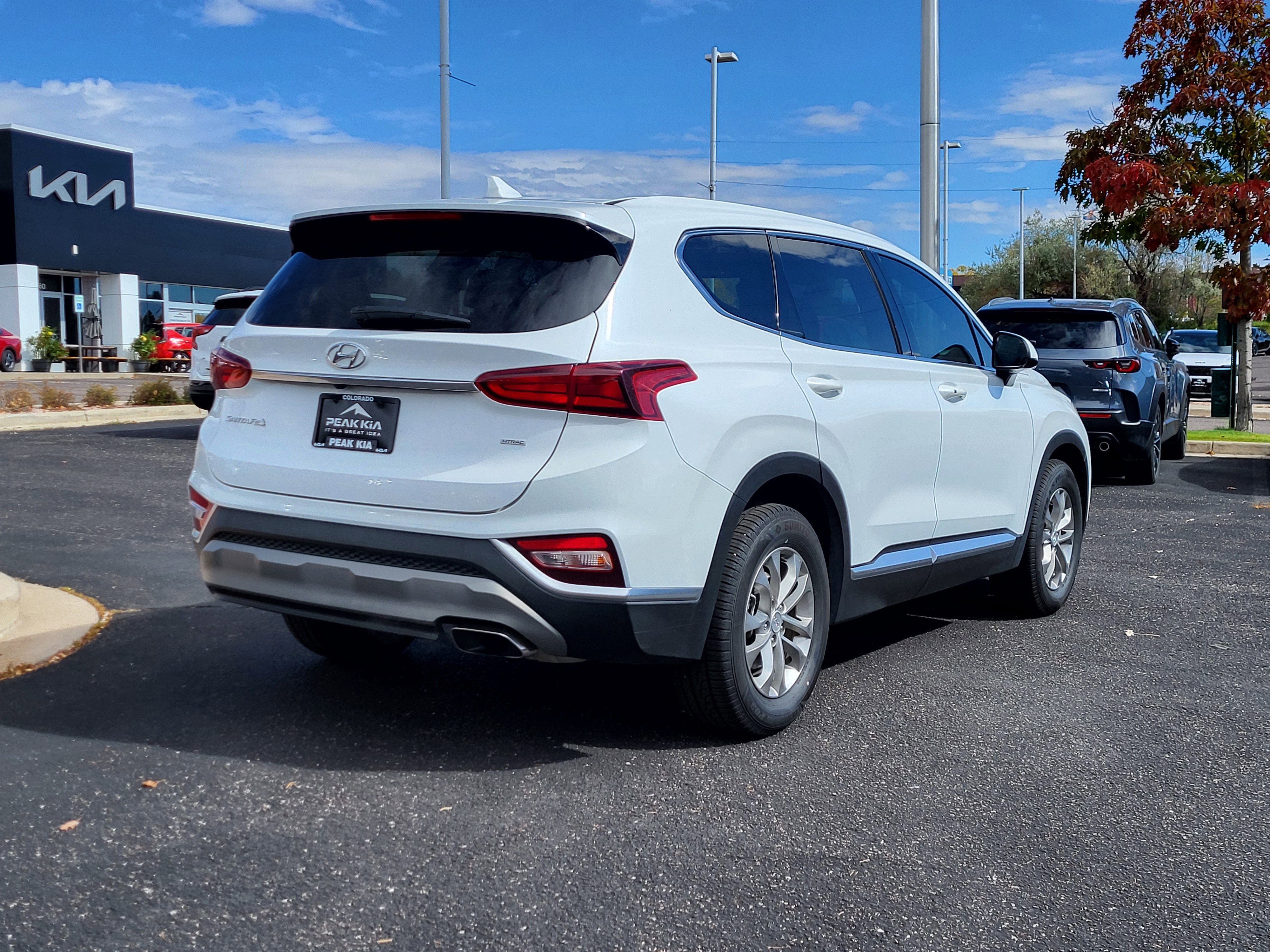 Used 2019 Hyundai Santa Fe SEL image 4