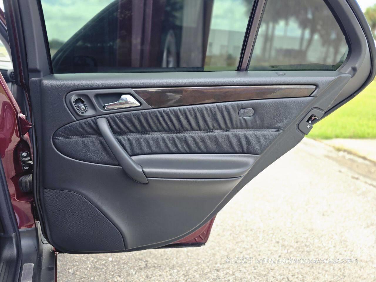 Used 2003 Mercedes-Benz C 320 4MATIC Sedan image 18