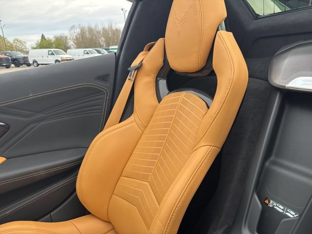 Used 2026 Chevrolet Corvette Z06 RWD image 25