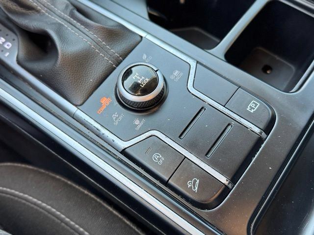 Used 2023 Kia Sorento LX AWD/4WD image 17