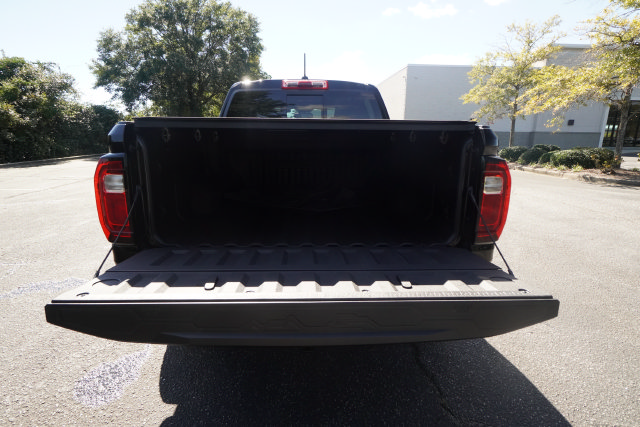 Used 2024 GMC Canyon AT4X AWD/4WD image 11