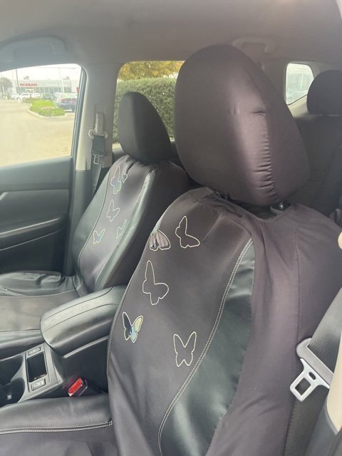 Used 2019 Nissan Rogue S w/ Special Edition Package image 11