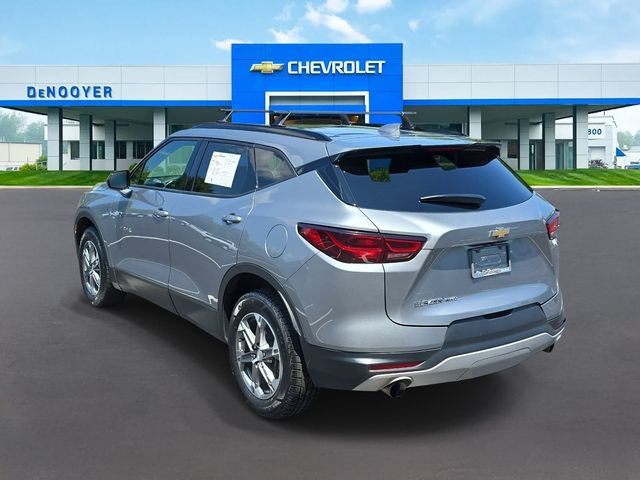 Used 2023 Chevrolet Blazer LT w/ Convenience Package AWD/4WD image 9